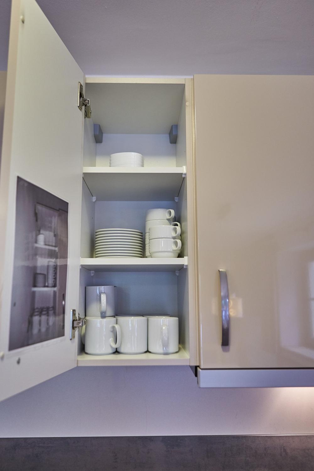 Apartment 1 *