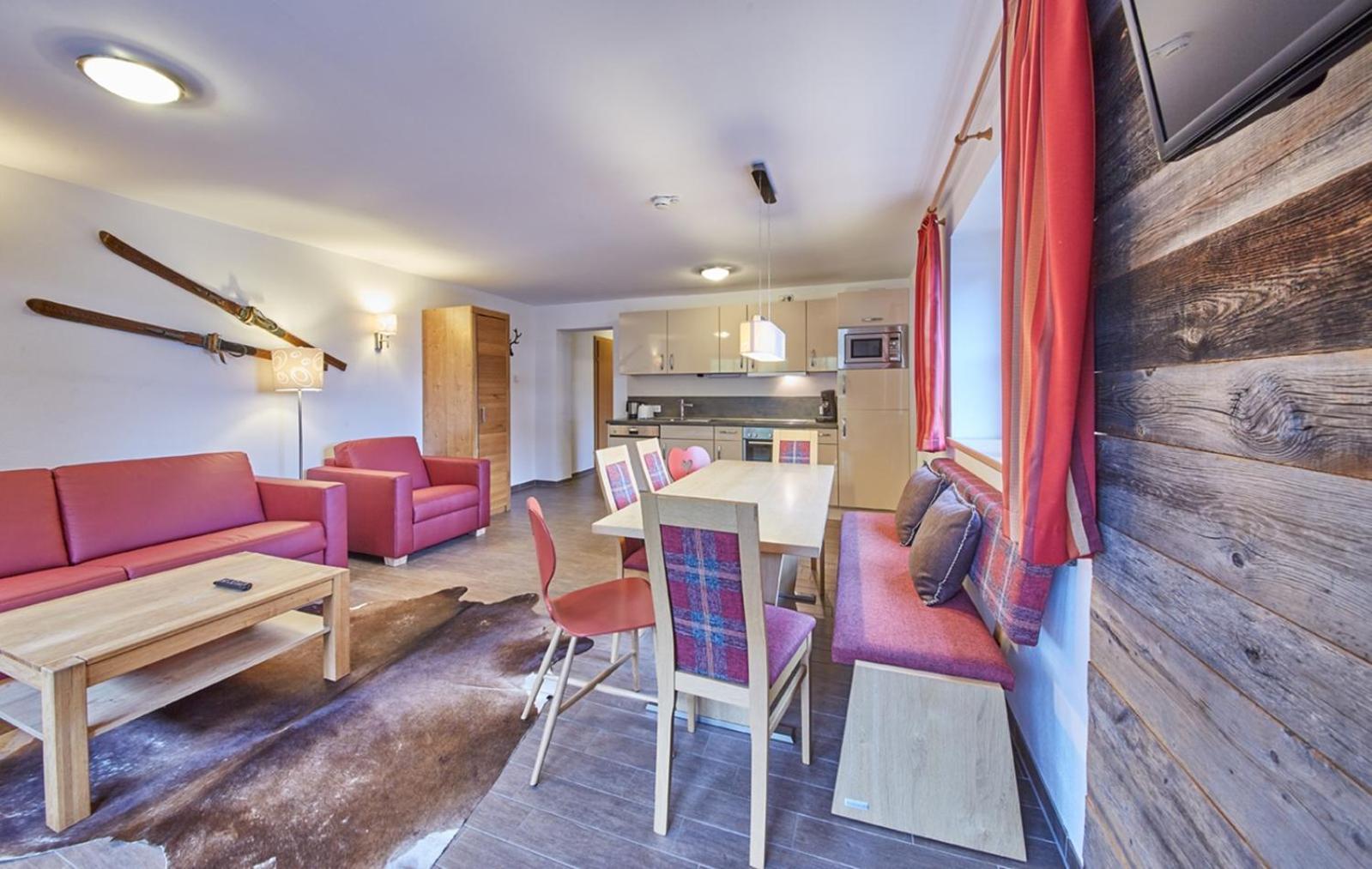Apartment 1 *