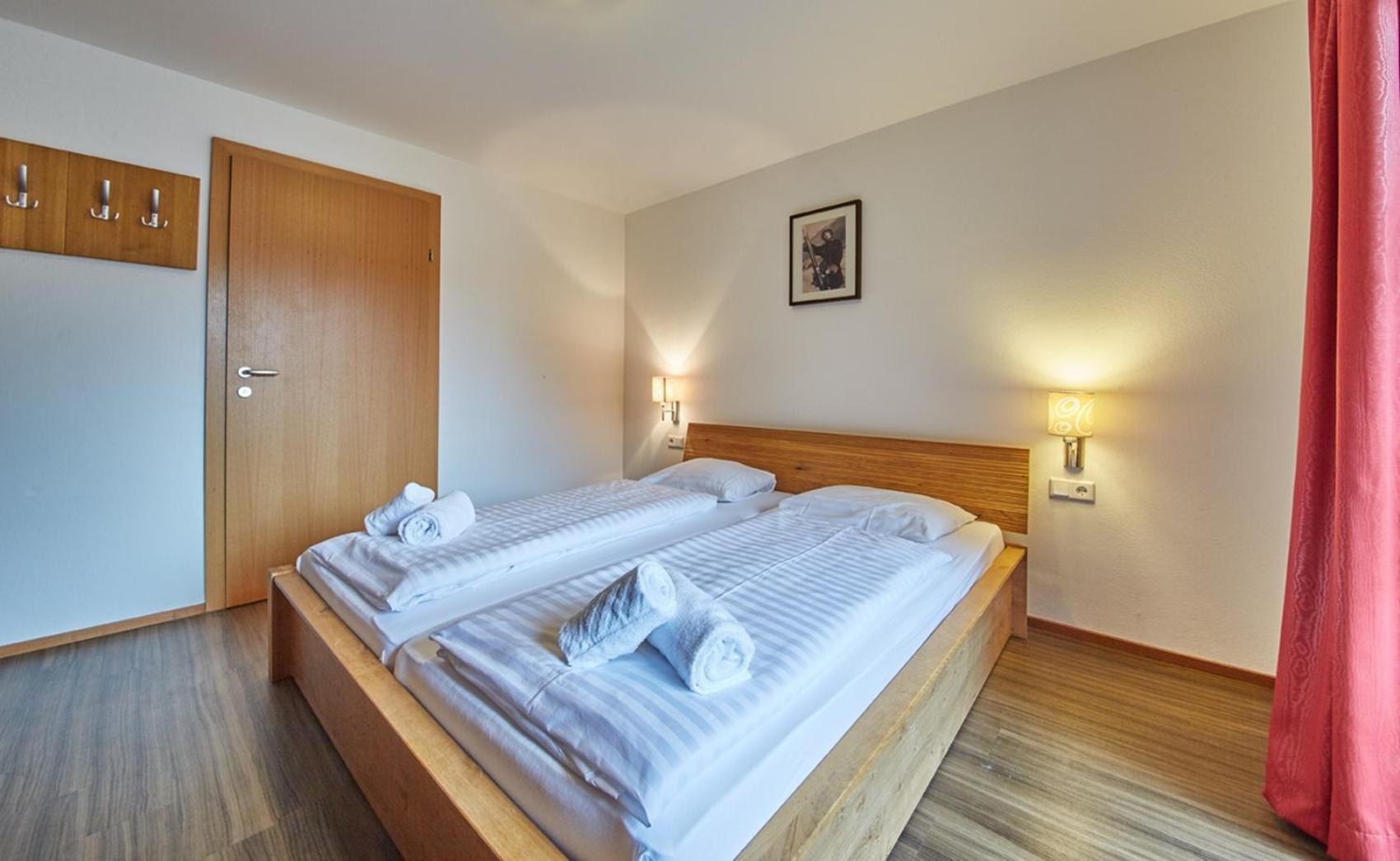 1 Apartment